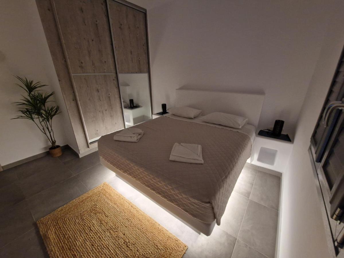 Apartment Aerial